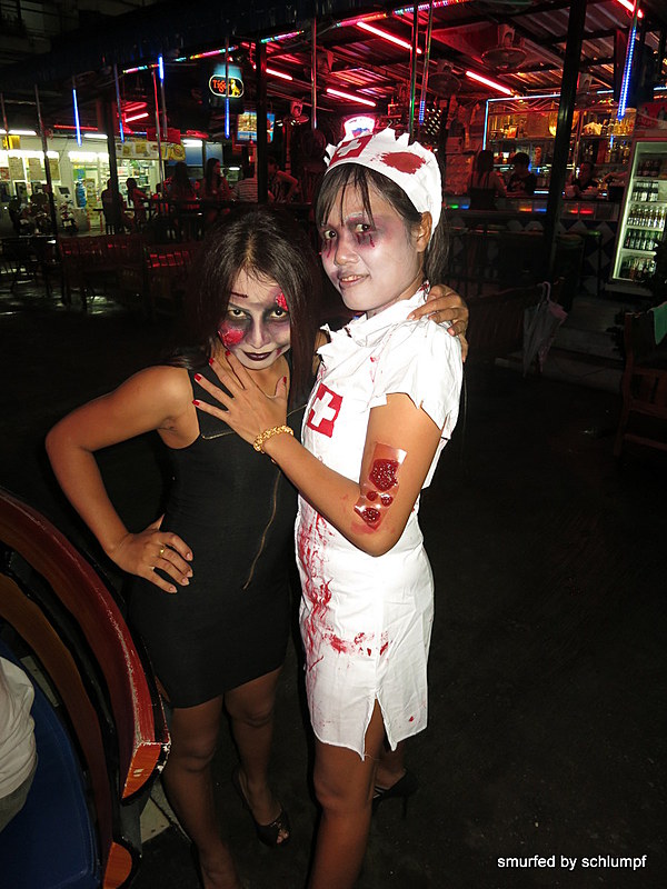 2014-10-3!  Smurf Bar