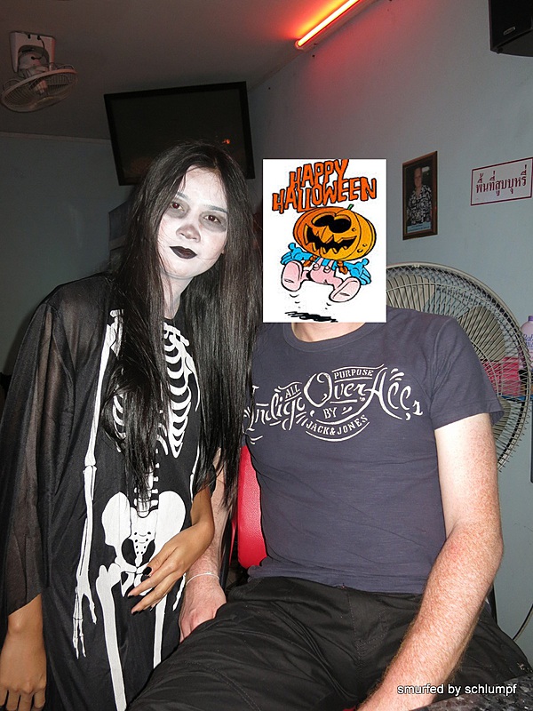 2014-10-3!  Smurf Bar