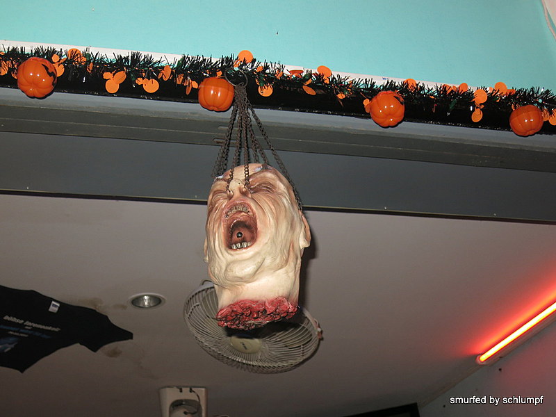 2014-10-3!  Smurf Bar