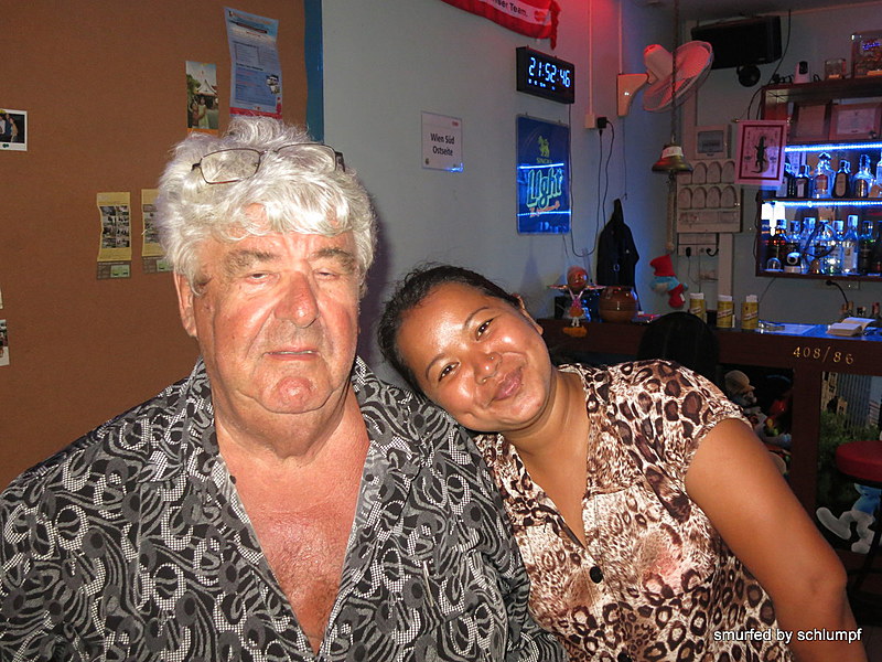 2014-10-30  Smurf Bar