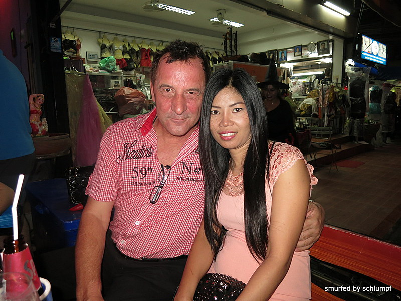 2014-10-31  Smurf Bar