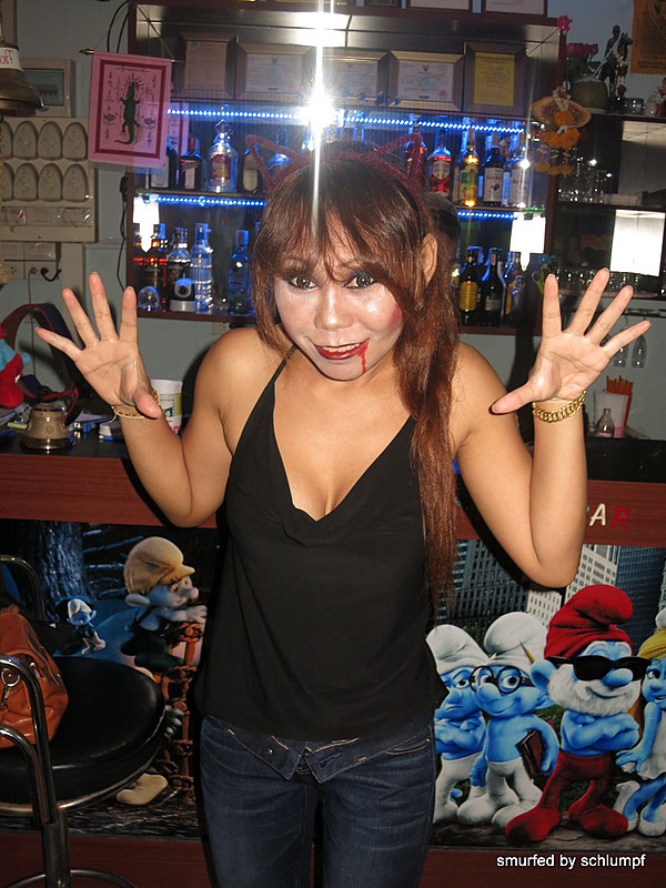 2014-10-31  Smurf Bar