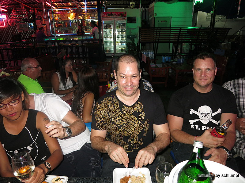 2014-10-31  Smurf Bar