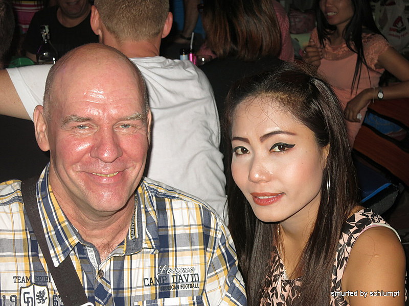 2014-10-31  Smurf Bar