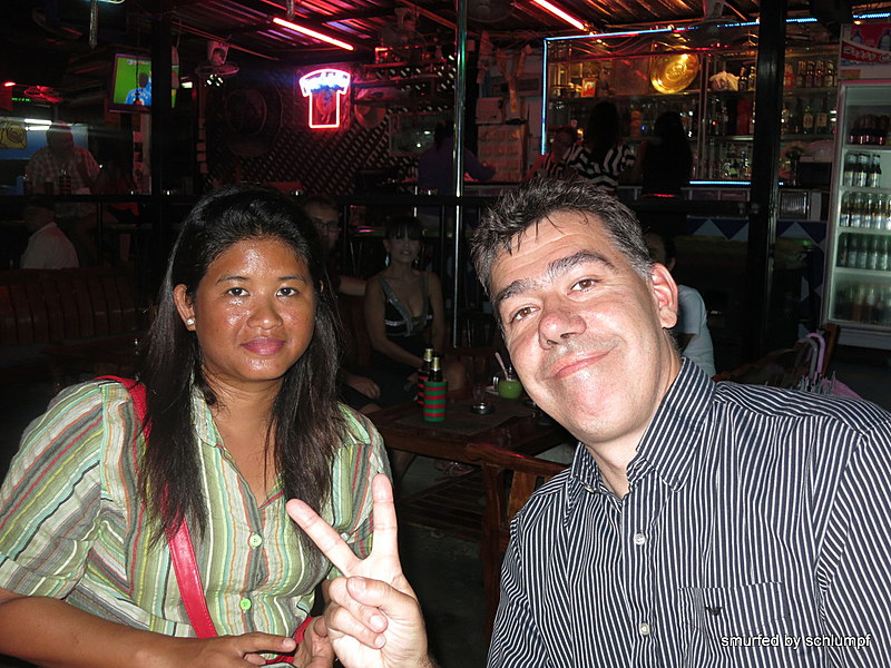 2014-10-31  Smurf Bar