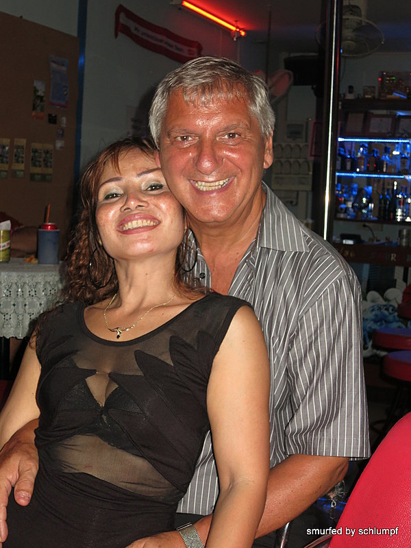 2014-10-31  Smurf Bar