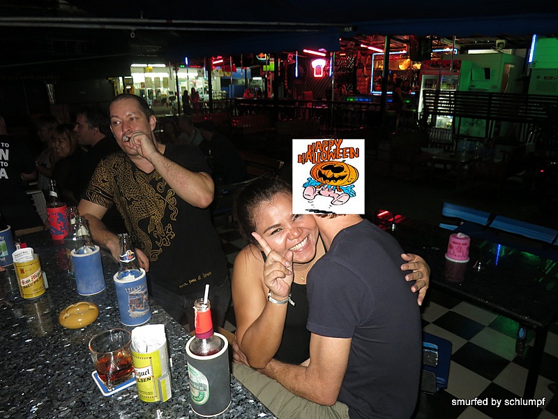 2014-10-31  Smurf Bar