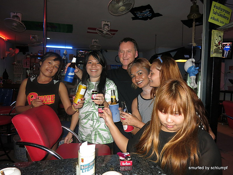 2014-10-31  Smurf Bar