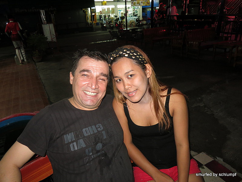 2014-10-31  Smurf Bar