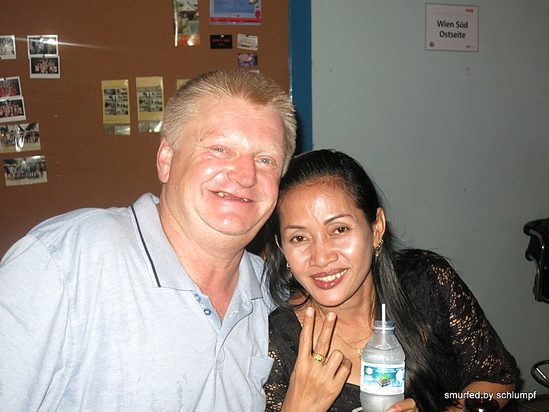 2014-11-01  Smurf Bar