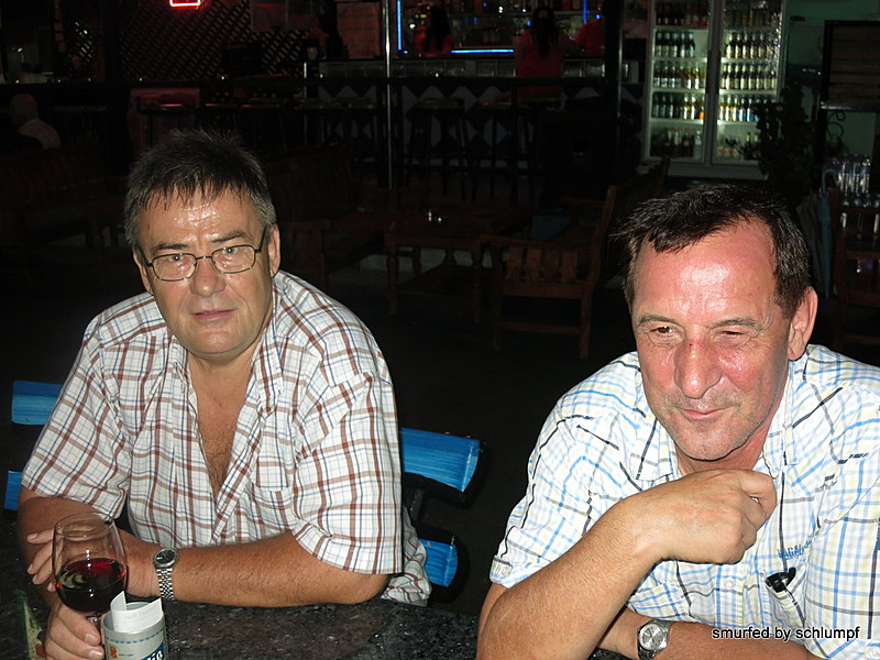 2014-11-01  Smurf Bar