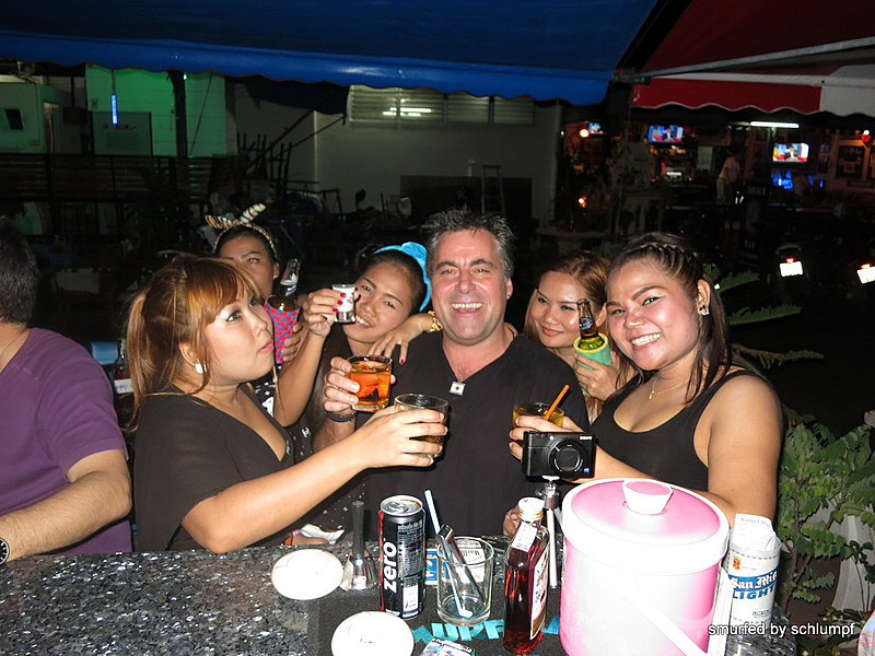 2014-11-01  Smurf Bar