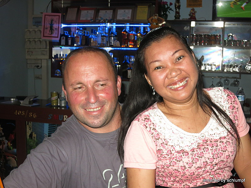 2014-11-01  Smurf Bar