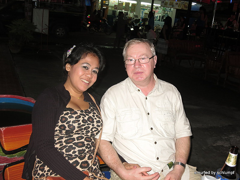 2014-11-02  Smurf Bar