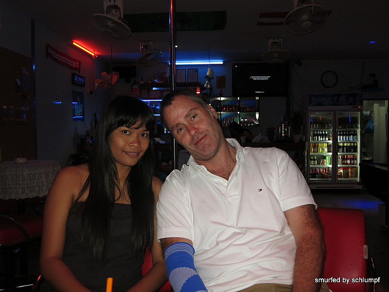 2014-11-02  Smurf Bar
