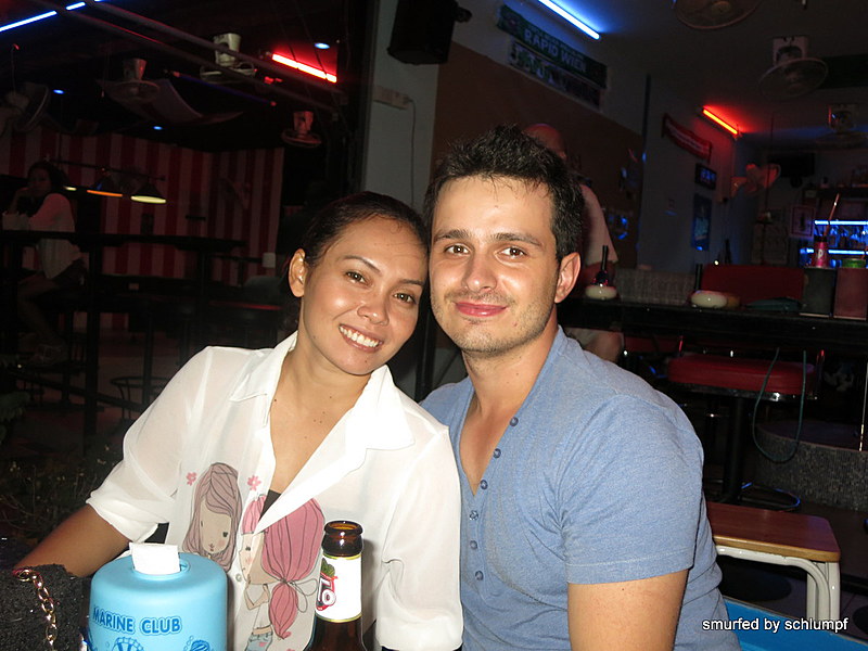 2014-11-02  Smurf Bar