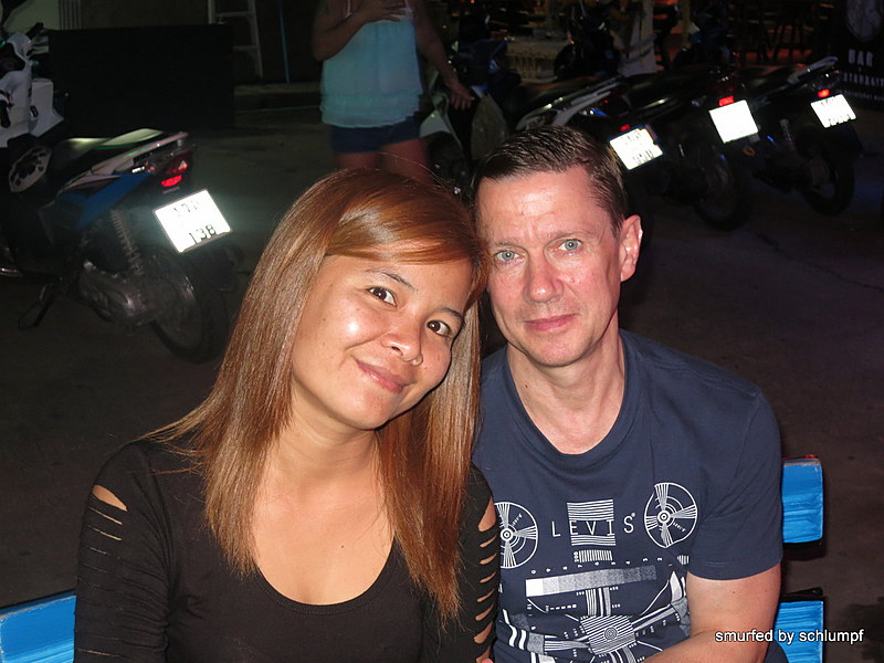 2014-11-04  Smurf Bar