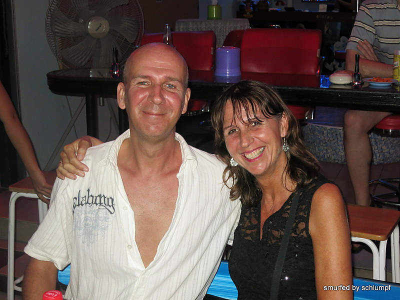 2014-11-04  Smurf Bar