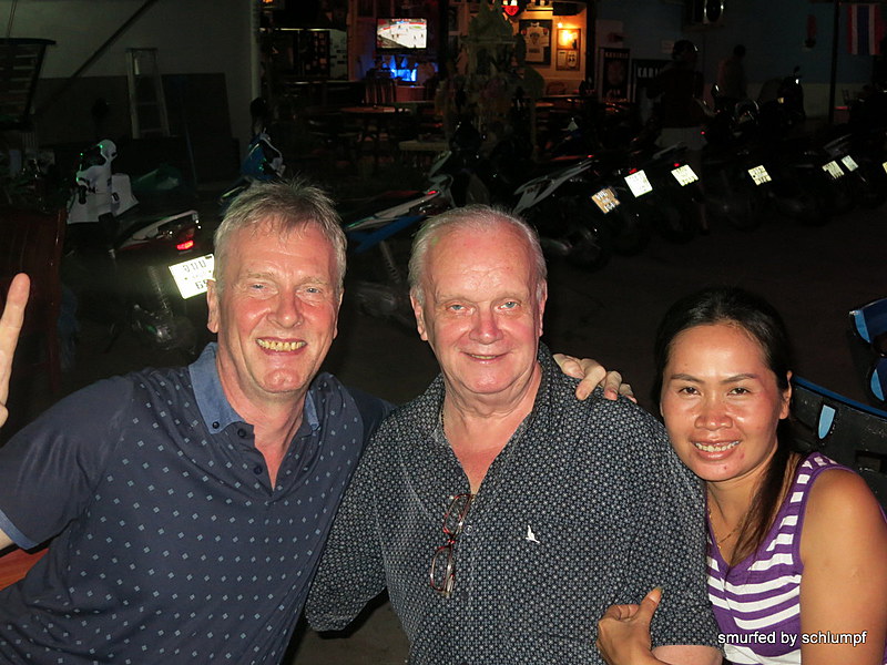 2014-11-04  Smurf Bar