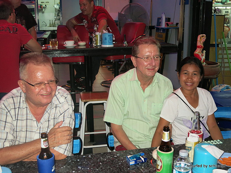 2014-11-04  Smurf Bar