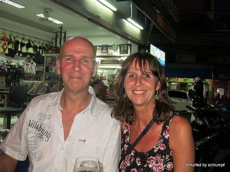 2014-11-05  Smurf Bar