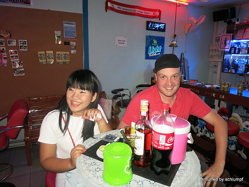 2014-11-05  Smurf Bar