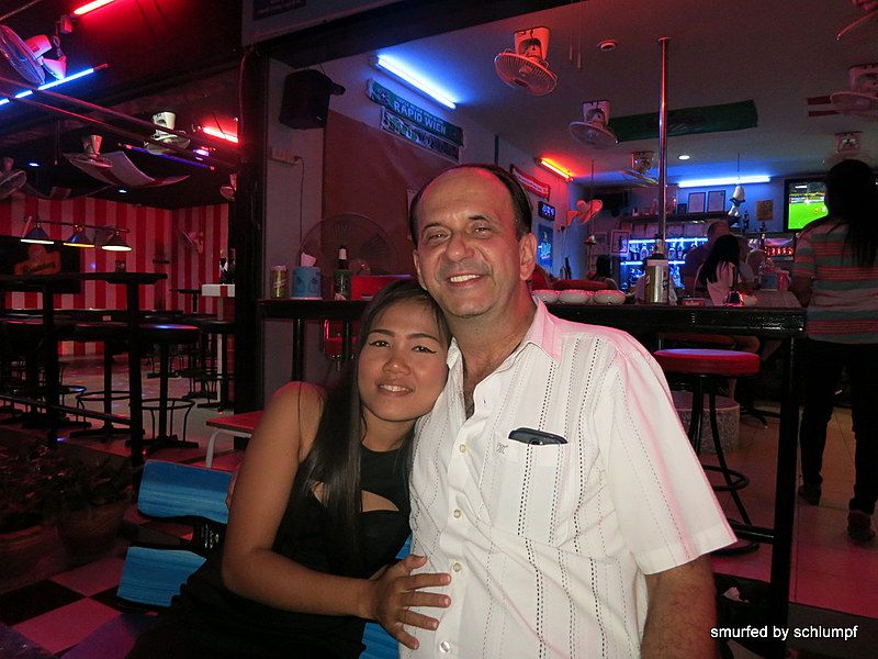 2014-11-05  Smurf Bar