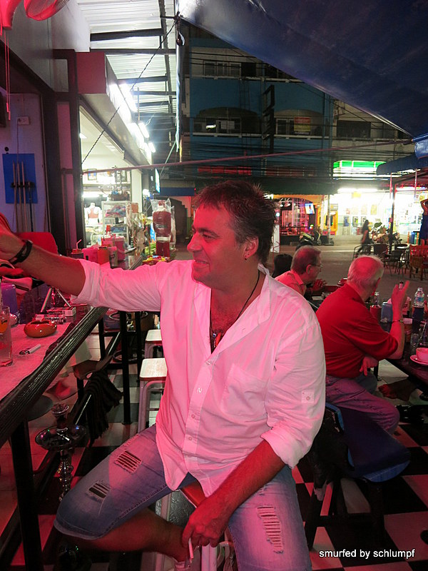 2014-11-06  Smurf Bar