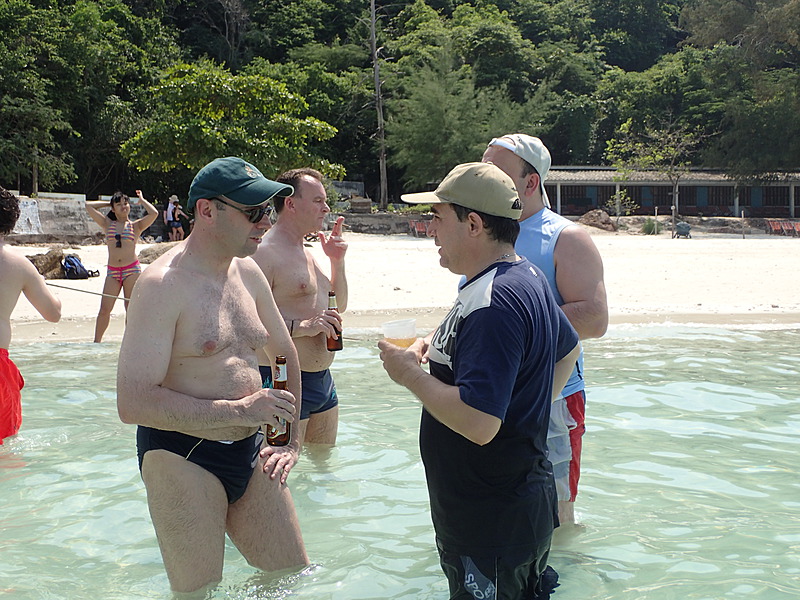 2014-11-07  Smurf Bar