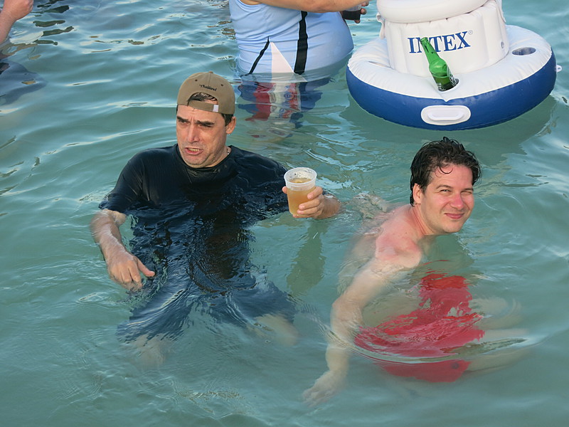 2014-11-07  Smurf Bar