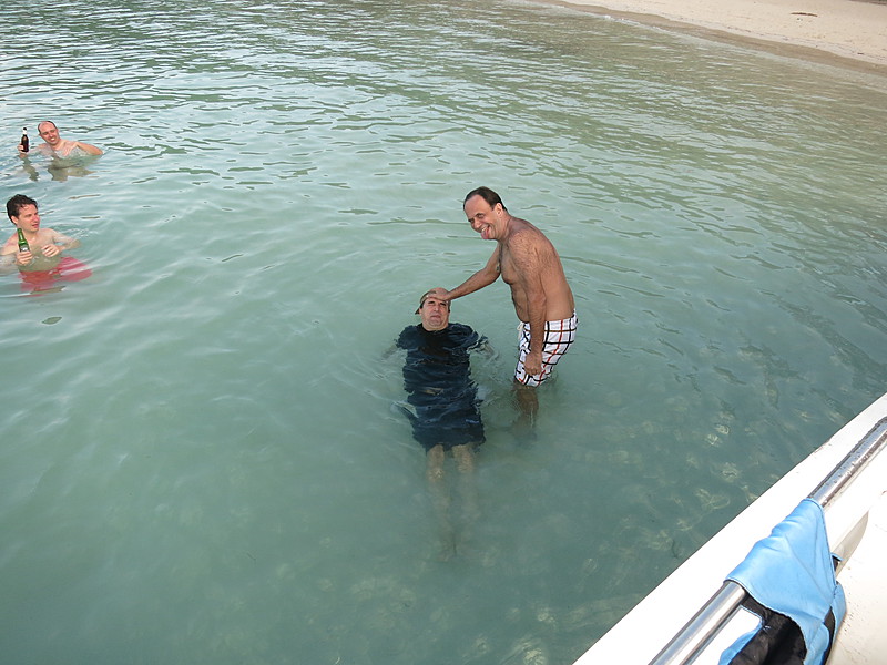 2014-11-07  Smurf Bar