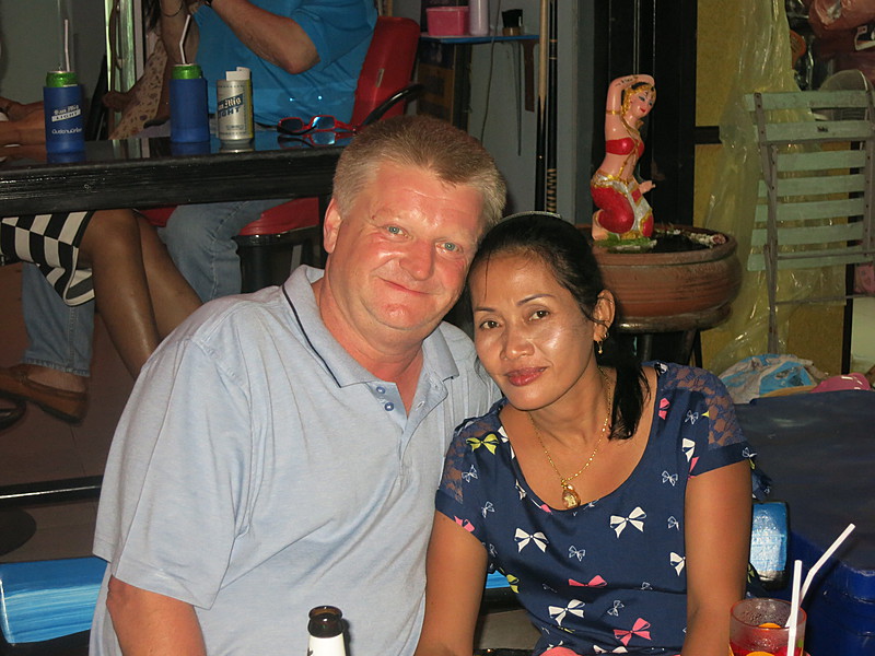 2014-11-07  Smurf Bar