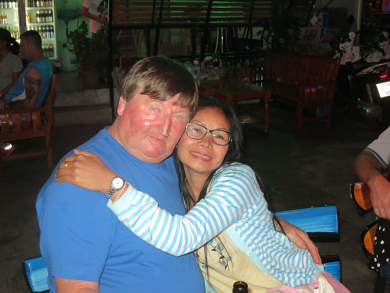 2014-11-07  Smurf Bar