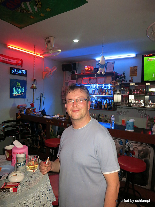 2014-11-08  Smurf Bar