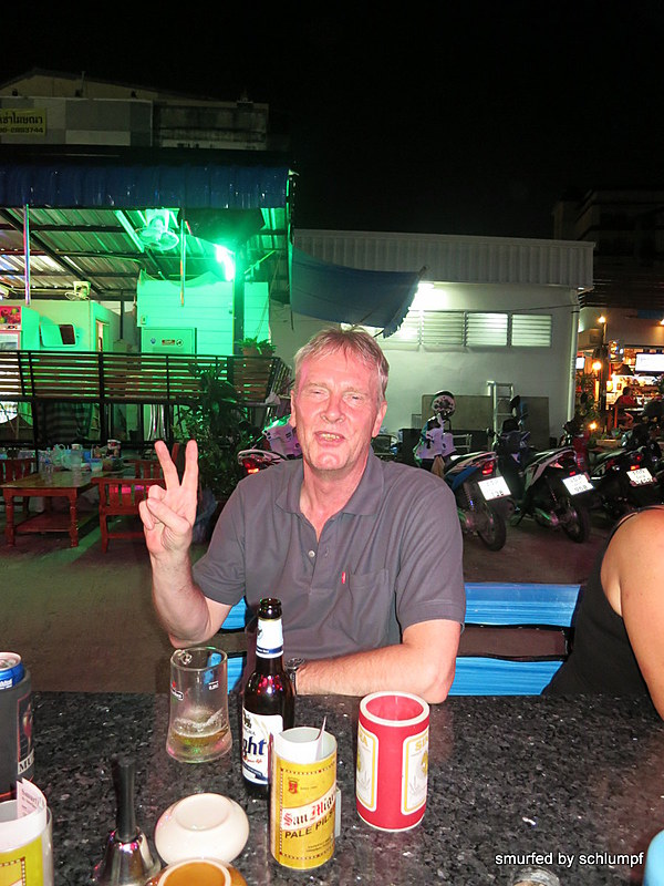 2014-11-08  Smurf Bar