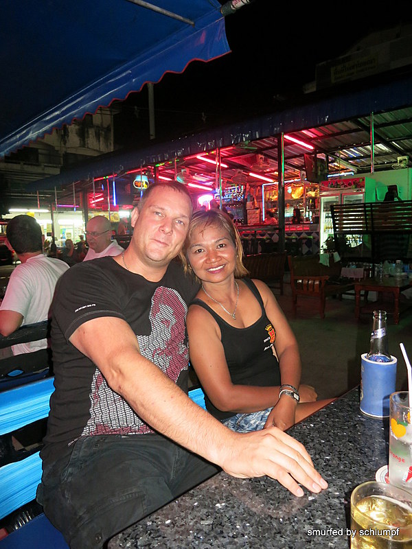 2014-11-08  Smurf Bar