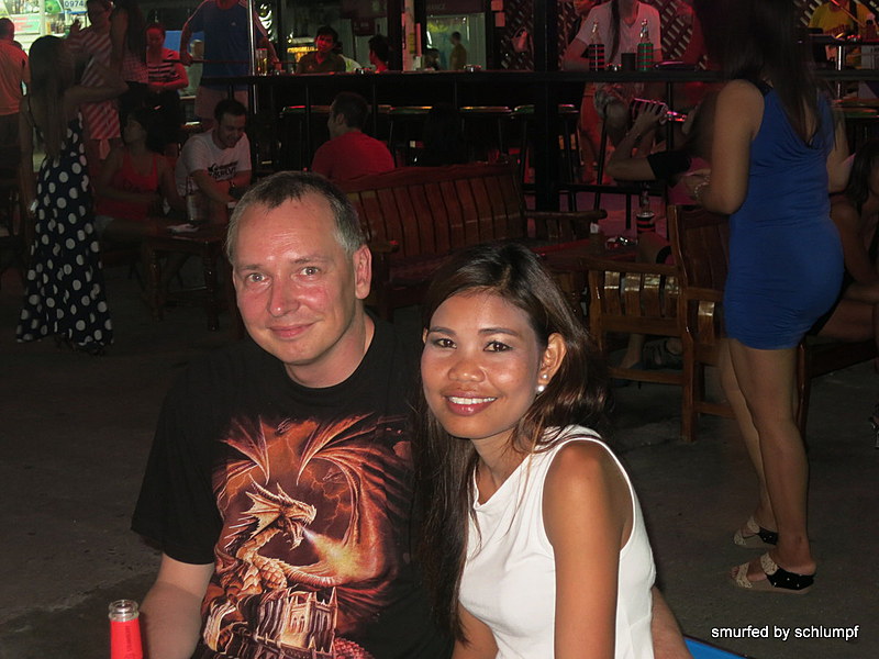 2014-11-08  Smurf Bar