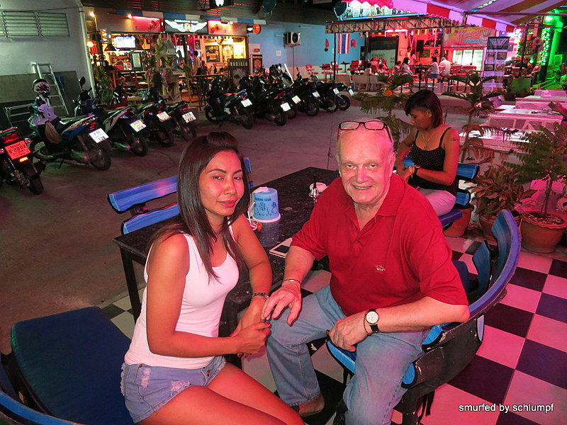 2014-11-08  Smurf Bar