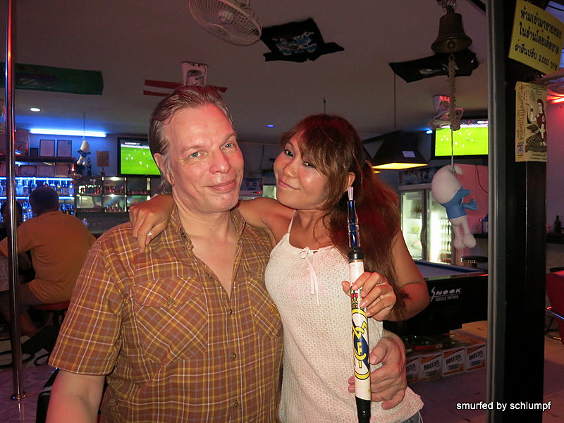 2014-11-08  Smurf Bar