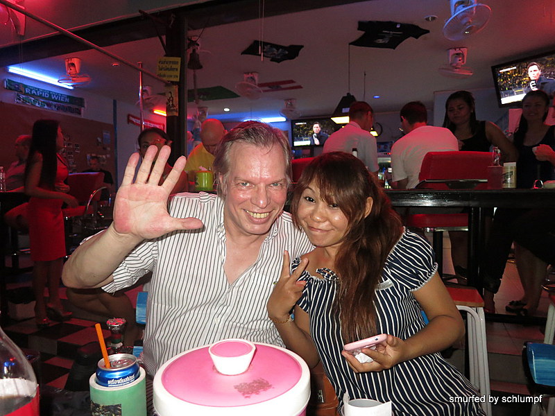 2014-11-09  Smurf Bar