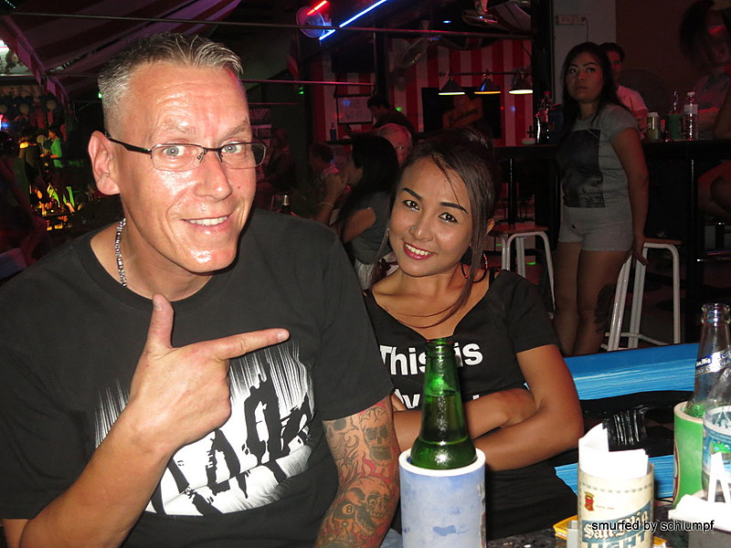 2014-11-09  Smurf Bar