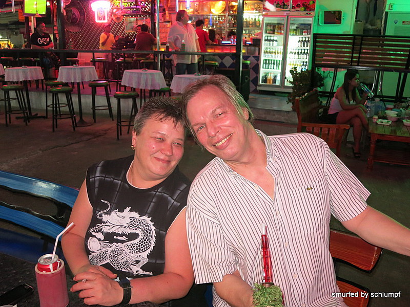 2014-11-09  Smurf Bar