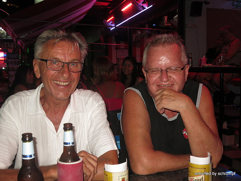 2014-11-11  Smurf Bar