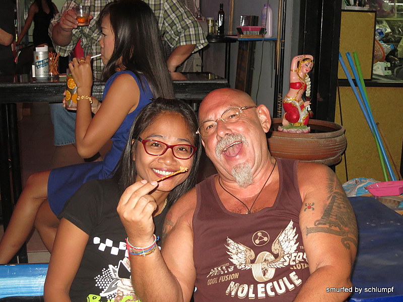 2014-11-11  Smurf Bar