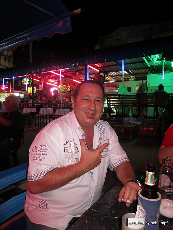 2014-11-11  Smurf Bar