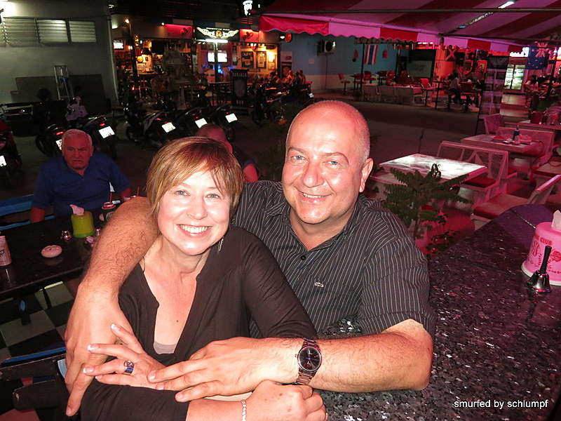 2014-11-11  Smurf Bar