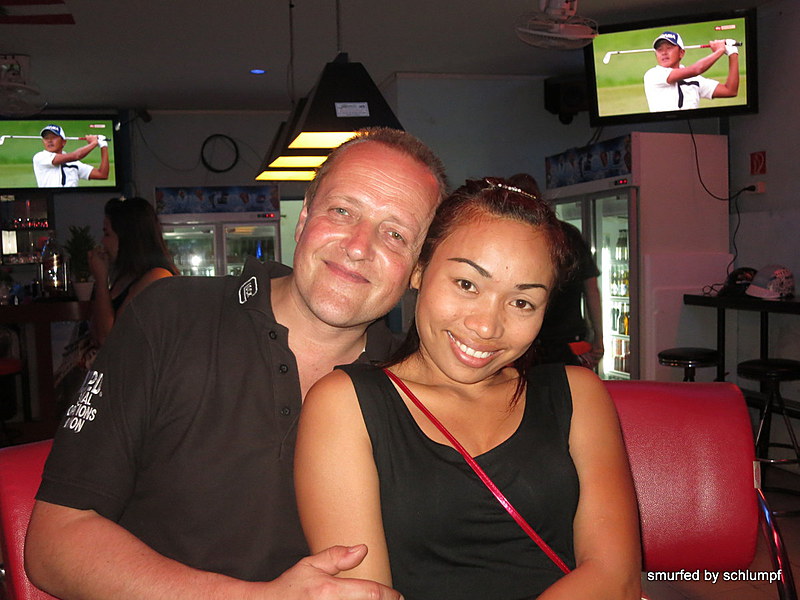 2014-11-12  Smurf Bar