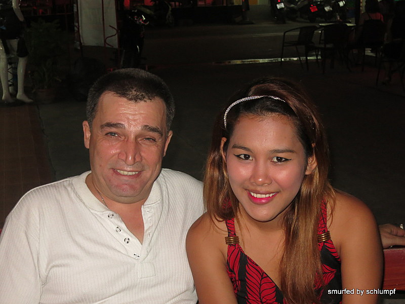 2014-11-12  Smurf Bar