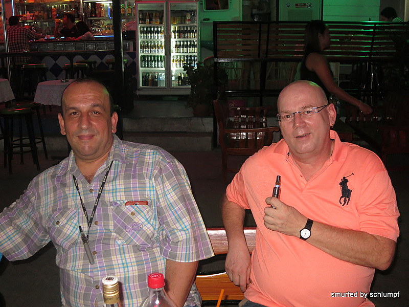 2014-11-12  Smurf Bar