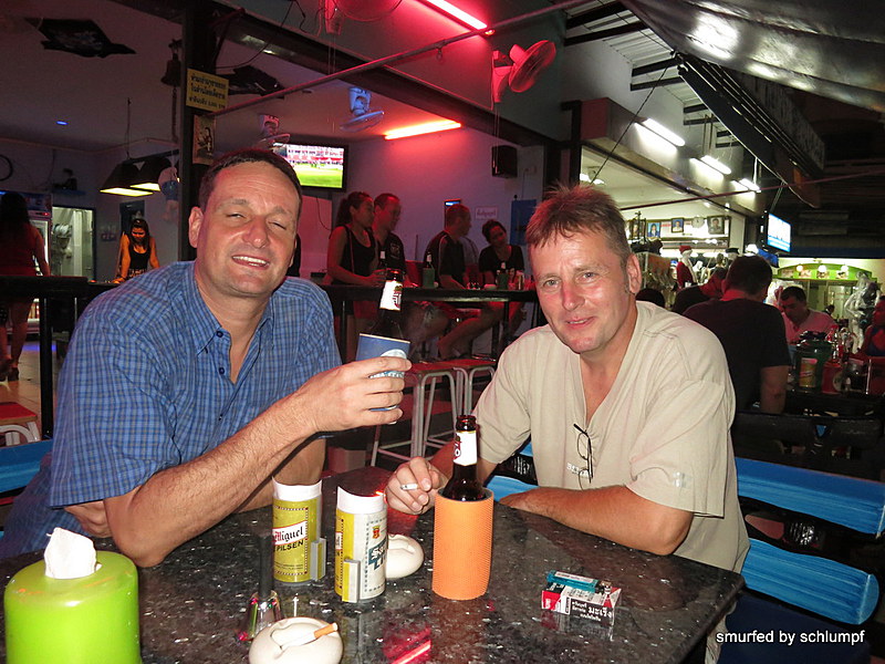 2014-11-12  Smurf Bar